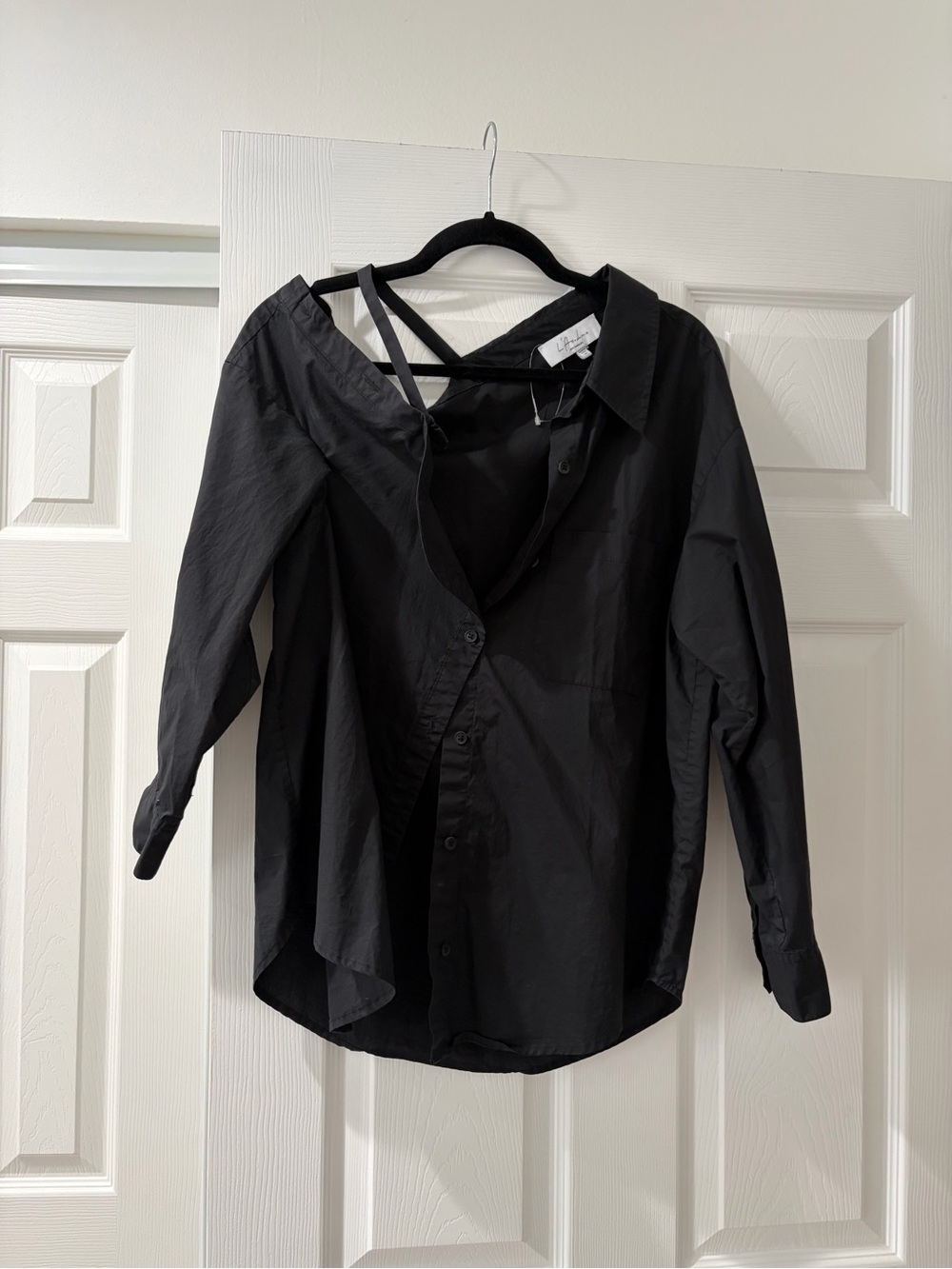 L'Academie Black Off-Shoulder Button-Down Blouse - Picture 6 of 8